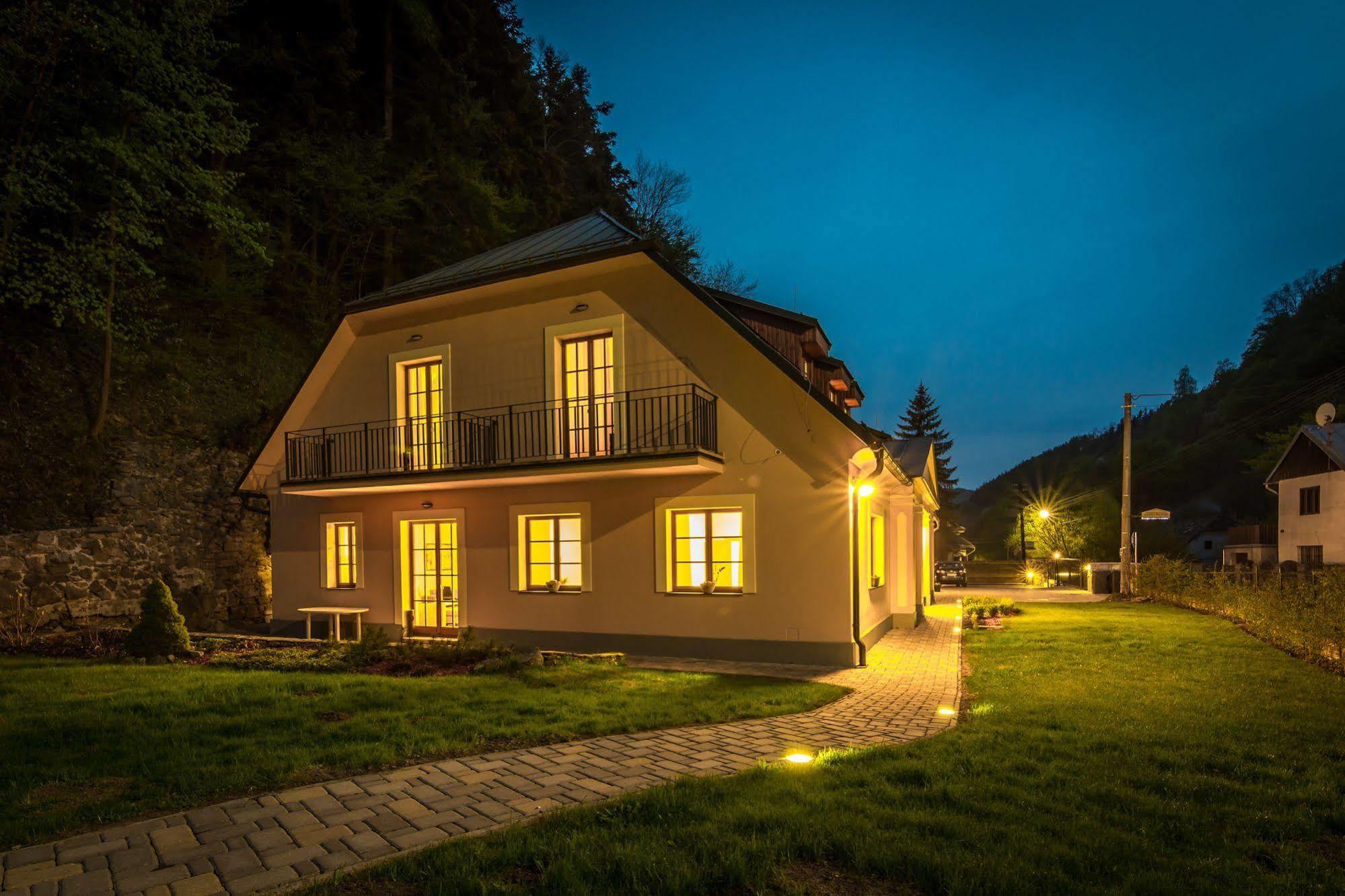 Apartmany Weissov Dom Banská Štiavnica Εξωτερικό φωτογραφία