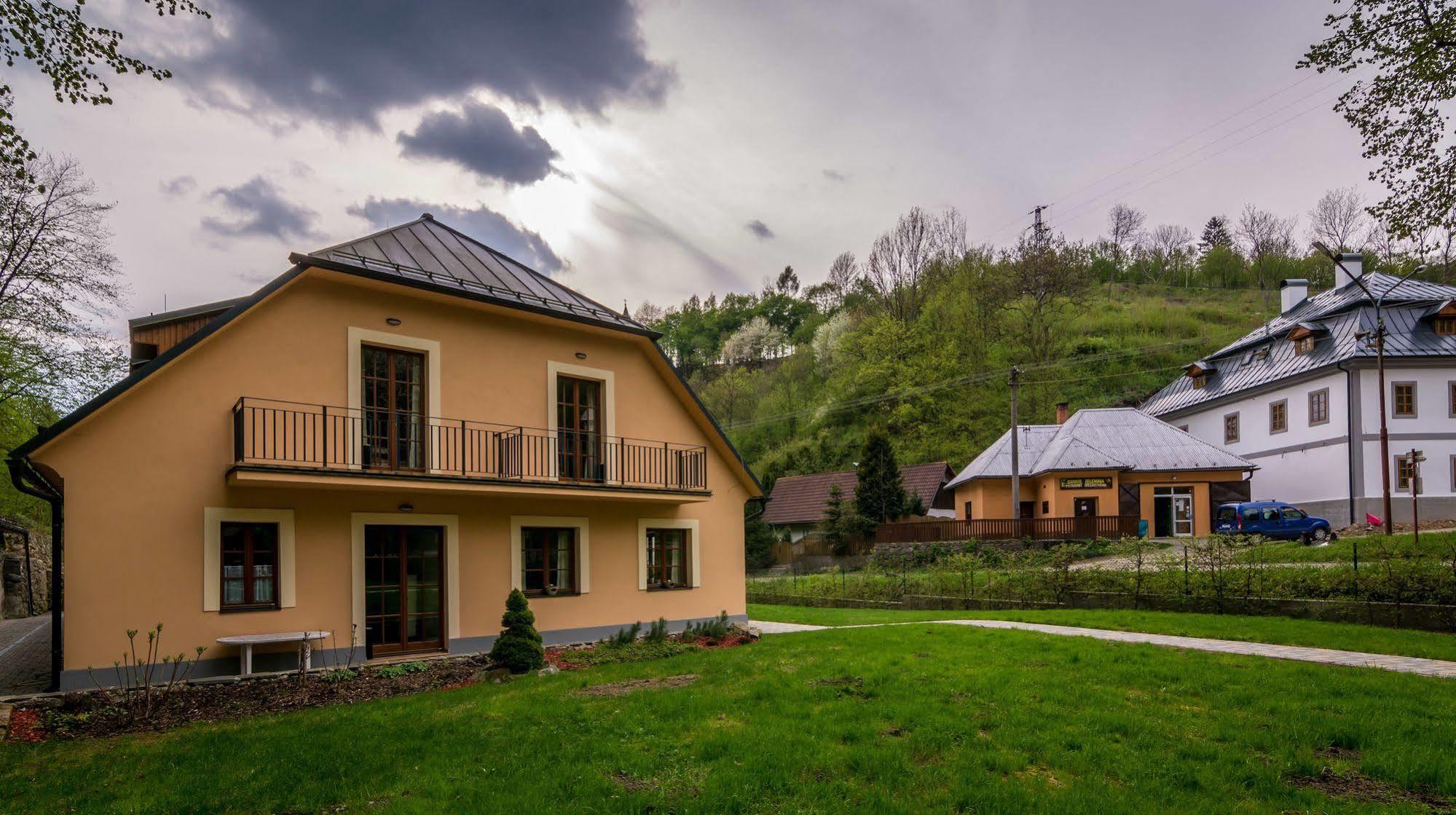 Apartmany Weissov Dom Banská Štiavnica Εξωτερικό φωτογραφία